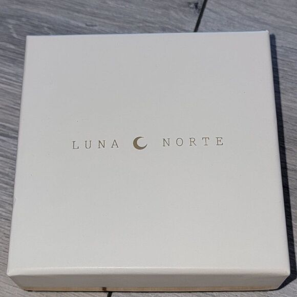 Luna Norte Women's Necklace Set 16" & 17" With 2" Extender - Picture 4 of 7